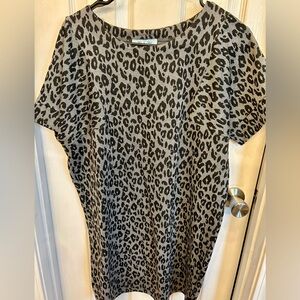 Leopard Luxury size Medium Dress🐸